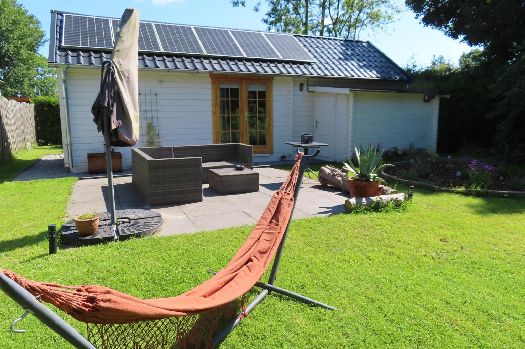 Tiny Botanic House Villa Tzummarum Exteriör bild