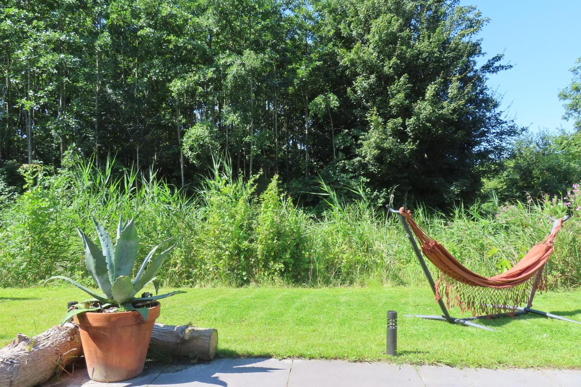 Tiny Botanic House Villa Tzummarum Exteriör bild